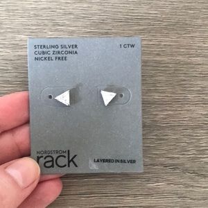 Nordstrom 1ct Triangle Cut Zirconia Platinum Sterling Silver Stud Earrings NWT